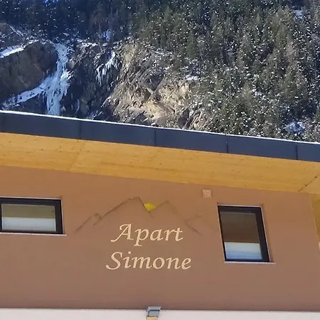 Apart Simone Langenfeld